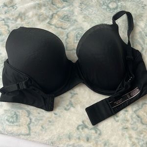 Victoria secret women’s bra size 36DDD
